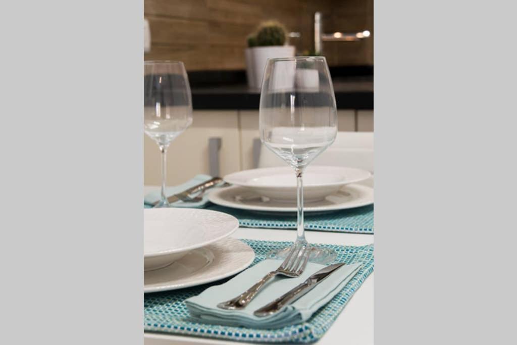 New!!! Luxury City Center & Private Terrace Malaga Bagian luar foto