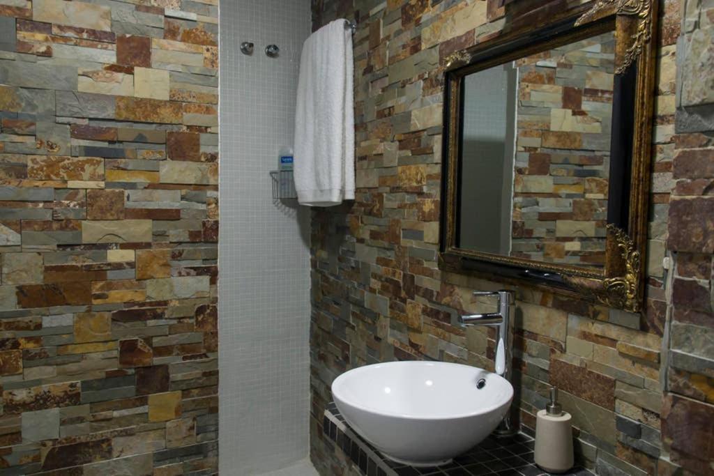 New!!! Luxury City Center & Private Terrace Malaga Bagian luar foto